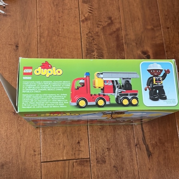 Rare duplo Lego Fire Truck Model 10592 age 2-5 out of stuck - Picture 9 of 11